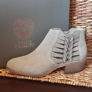 NIB - VINCE CAMUTO PRESTETTA, SIZE 7.5